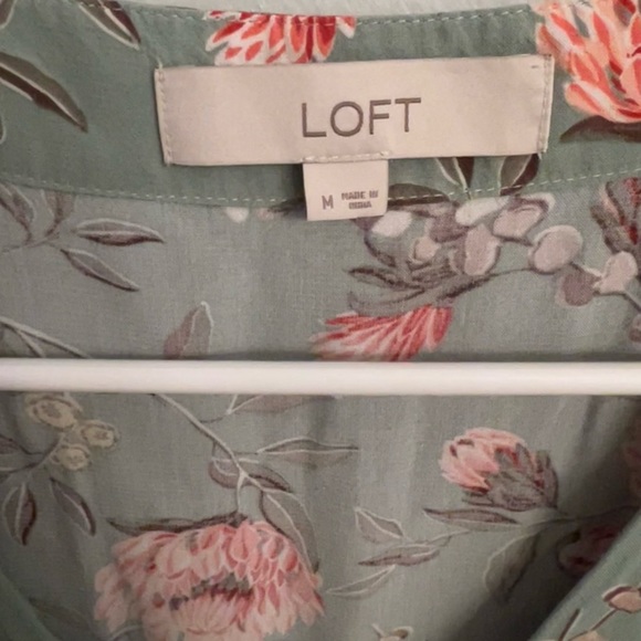 LOFT Women’s Blue Floral Tie Blouse - Picture 3 of 6